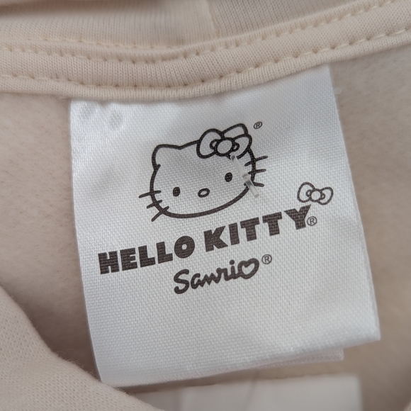 NWOT Hello Kitty Girls Cream Hoodie/Sweatshirt With Front & Left Arm Graphics - Picture 6 of 13